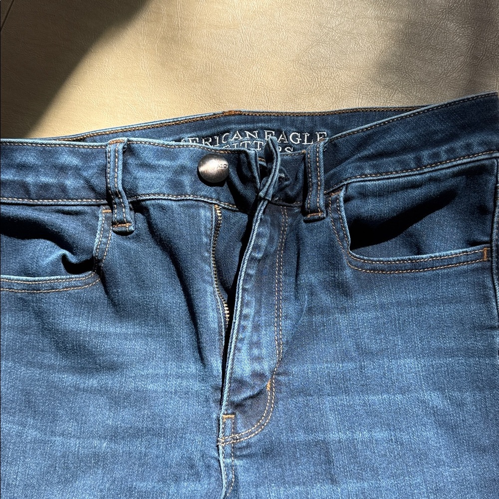 American Eagle Outfitters Hi-Rise Jegging, Super, Super Stretch Size 6
